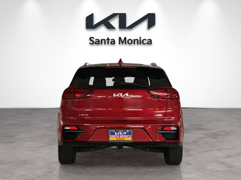 Certified 2022 Kia Niro EX Premium image 5