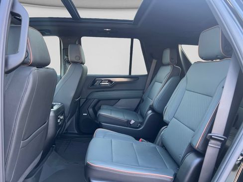 New 2026 GMC Yukon AT4 w/ AT4 Premium Package AWD/4WD image 32