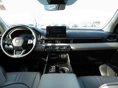 Used 2023 Honda Pilot Elite image 20