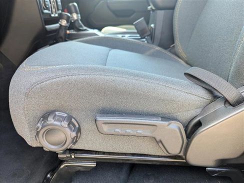 Used 2024 Jeep Wrangler Sport S image 12