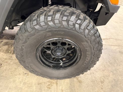 Used 2022 Jeep Wrangler Unlimited Sport image 3