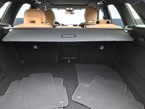 Used 2023 Volvo XC60 B5 Ultimate w/ Climate Package AWD/4WD image 31