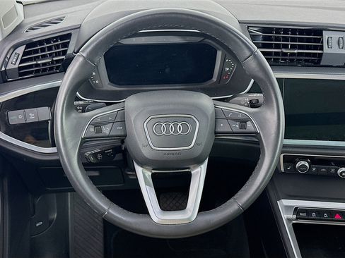 Used 2025 Audi Q3 2.0T Premium AWD/4WD image 18