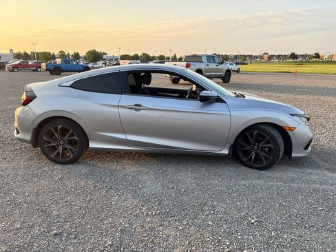 Used 2019 Honda Civic Sport image 11