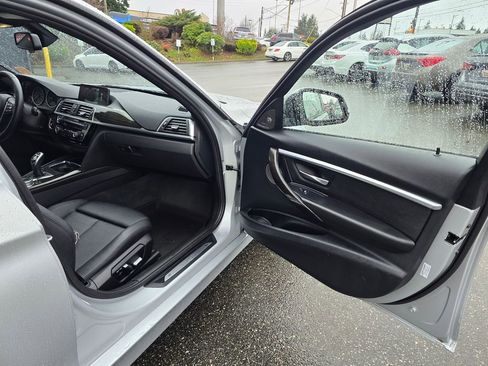 Used 2016 BMW 328i Sedan image 10