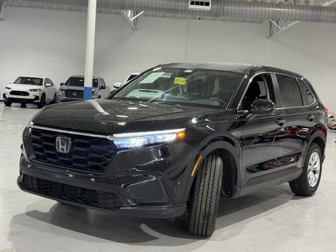 Used 2025 Honda CR-V LX image 15