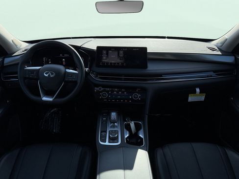 Used 2025 INFINITI QX60 Luxe image 2