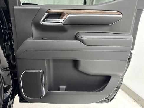 New 2026 Chevrolet Silverado 1500 RST image 13