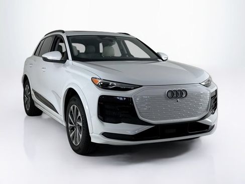 New 2027 Audi Q6 e-tron Premium AWD/4WD image 8