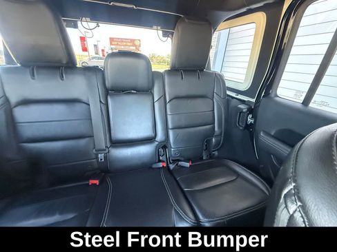 Used 2019 Jeep Wrangler Unlimited Sahara w/ Quick Order Package 24M Moab AWD/4WD image 14