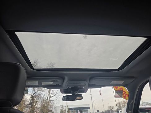 Used 2022 Ford F150 Lariat image 16