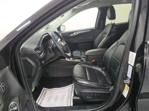 Used 2024 Ford Escape Platinum AWD/4WD image 6
