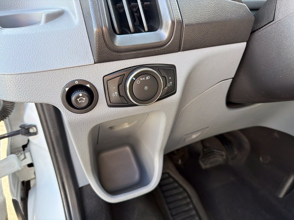 Used 2017 Ford Transit 350 XL RWD image 12