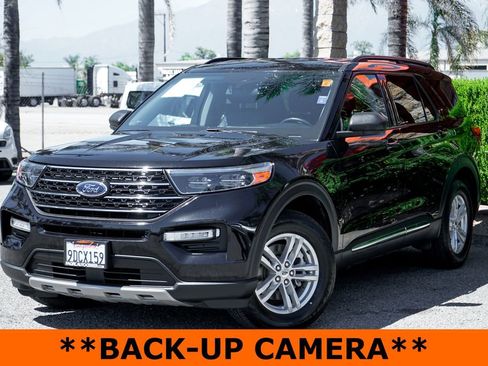 Used 2022 Ford Explorer XLT w/ Equipment Group 202A image 4