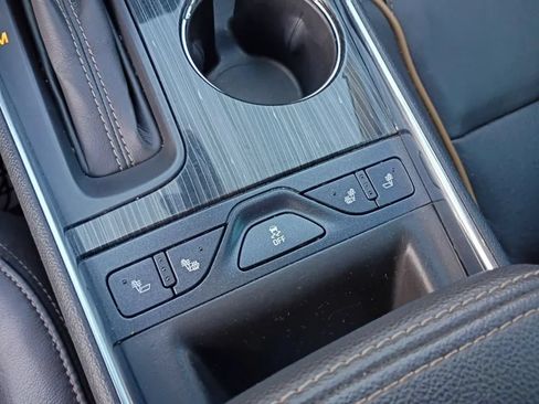 Used 2019 Chevrolet Impala Premier FWD image 15