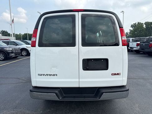 Used 2023 GMC Savana 2500 w/ Driver Convenience Package image 8