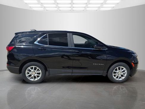 Used 2024 Chevrolet Equinox LT AWD/4WD image 8