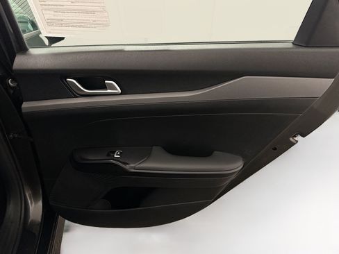 Used 2025 Kia K5 LXS FWD image 30