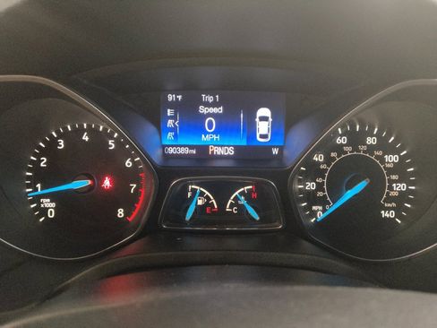 Used 2016 Ford Focus SE w/ Equipment Group 201A FWD image 23