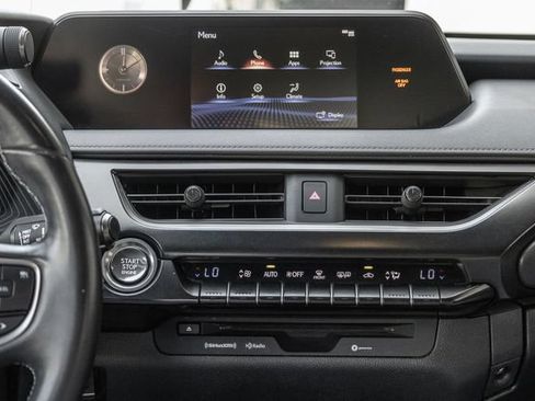 Used 2019 Lexus UX 200 w/ Accessory Package FWD image 7