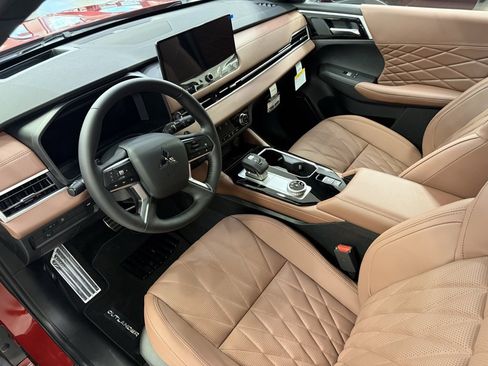 New 2026 Mitsubishi Outlander SEL image 17