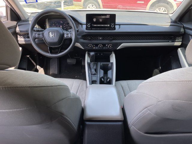 Used 2023 Honda Accord LX image 9