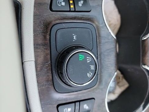 Used 2023 GMC Acadia Denali w/ Denali Ultimate Package image 14