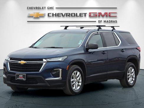 Used 2022 Chevrolet Traverse LS w/ LPO, Floor Liner Package image 7