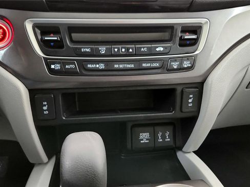 Used 2016 Honda Pilot EX-L image 32