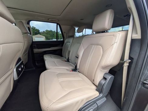 Used 2024 Ford Expedition Max Limited AWD/4WD image 12