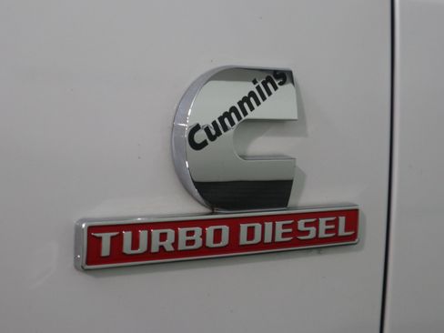 Used 2023 RAM 2500 Big Horn w/ Level 1 Equipment Group image 33