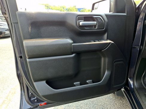 Used 2022 Chevrolet Silverado 1500 Custom w/ LPO, Dark Essentials Package AWD/4WD image 13
