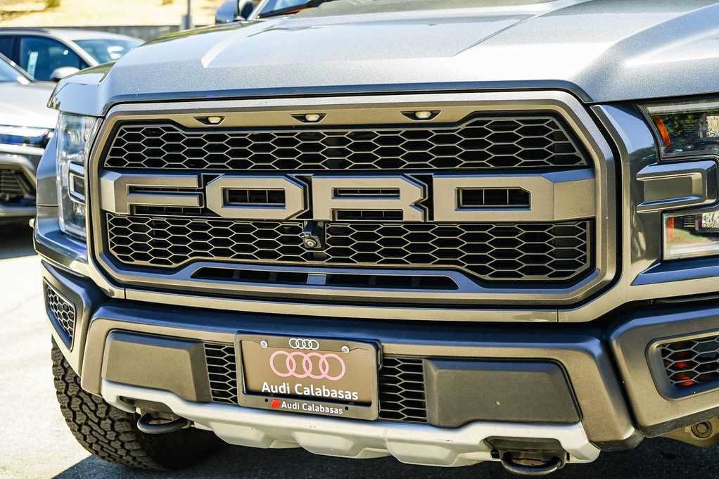 Used 2019 Ford F150 Raptor w/ Equipment Group 802A Luxury AWD/4WD image 8