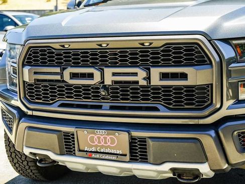 Used 2019 Ford F150 Raptor w/ Equipment Group 802A Luxury AWD/4WD image 8