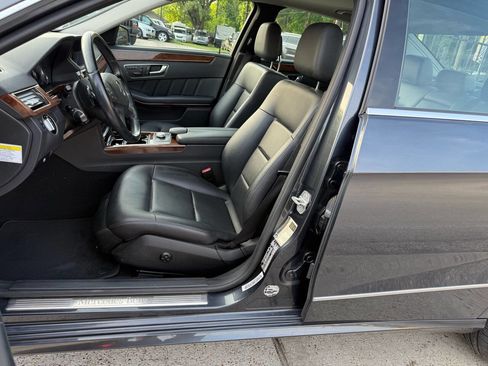 Used 2011 Mercedes-Benz E 350 BlueTEC Sedan image 12