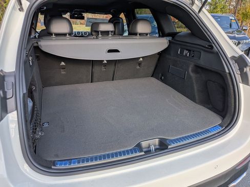 Used 2026 Mercedes-Benz GLC 300 4MATIC image 33