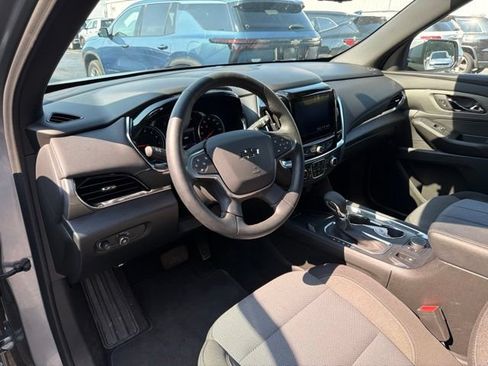 Certified 2023 Chevrolet Traverse LT w/ Midnight/Sport Edition AWD/4WD image 22