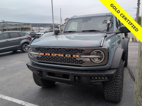 Certified 2023 Ford Bronco Badlands w/ Sasquatch Package AWD/4WD image 2