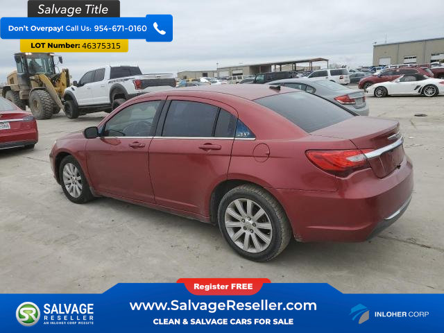 Used 2013 Chrysler 200 Touring FWD image 3