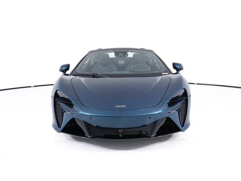 Used 2025 McLaren Artura Spider RWD image 11