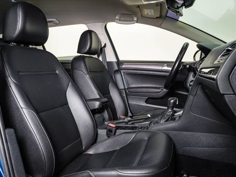 Used 2019 Volkswagen Golf Alltrack S AWD/4WD image 14