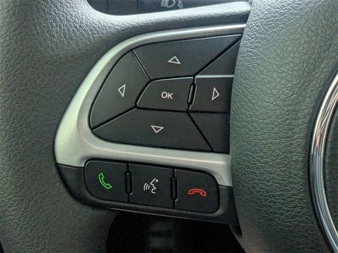 Used 2021 Jeep Renegade Sport image 27