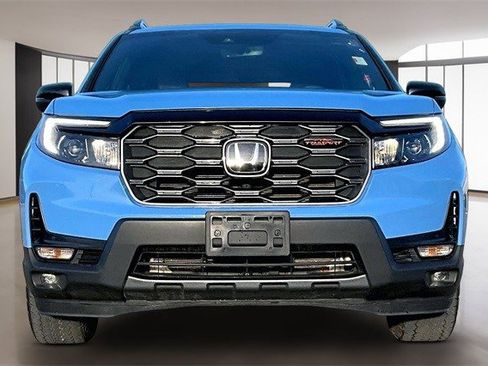 Certified 2024 Honda Passport TrailSport image 2