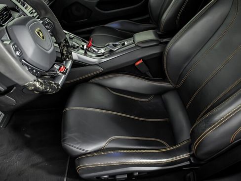 Used 2018 Lamborghini Huracan LP 580-2 RWD image 20