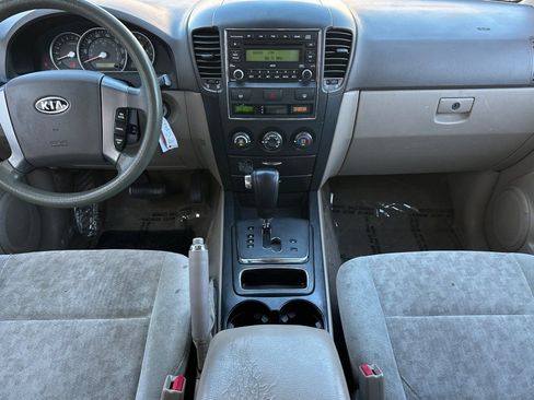 Used 2007 Kia Sorento LX image 14