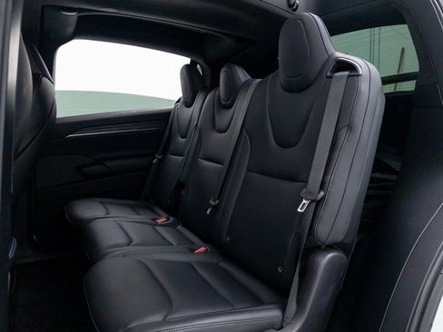 Used 2022 Tesla Model X image 26