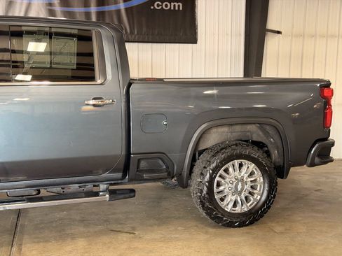 Used 2020 Chevrolet Silverado 3500 High Country AWD/4WD image 5