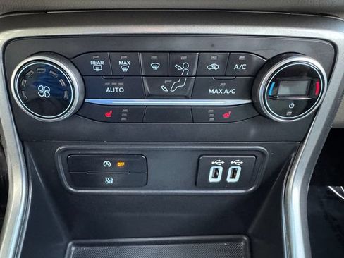 Used 2020 Ford EcoSport SE FWD image 26