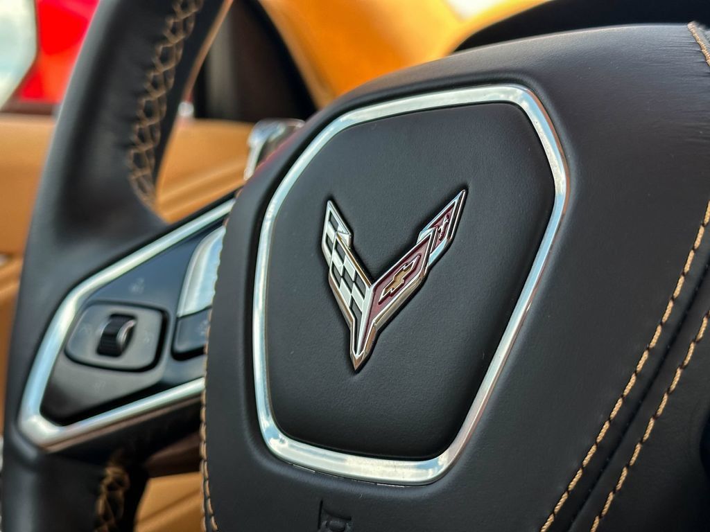 Used 2024 Chevrolet Corvette Stingray Premium Cpe w/ 3LT RWD image 26