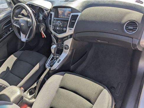 Used 2014 Chevrolet Cruze LT w/ RS Package image 33